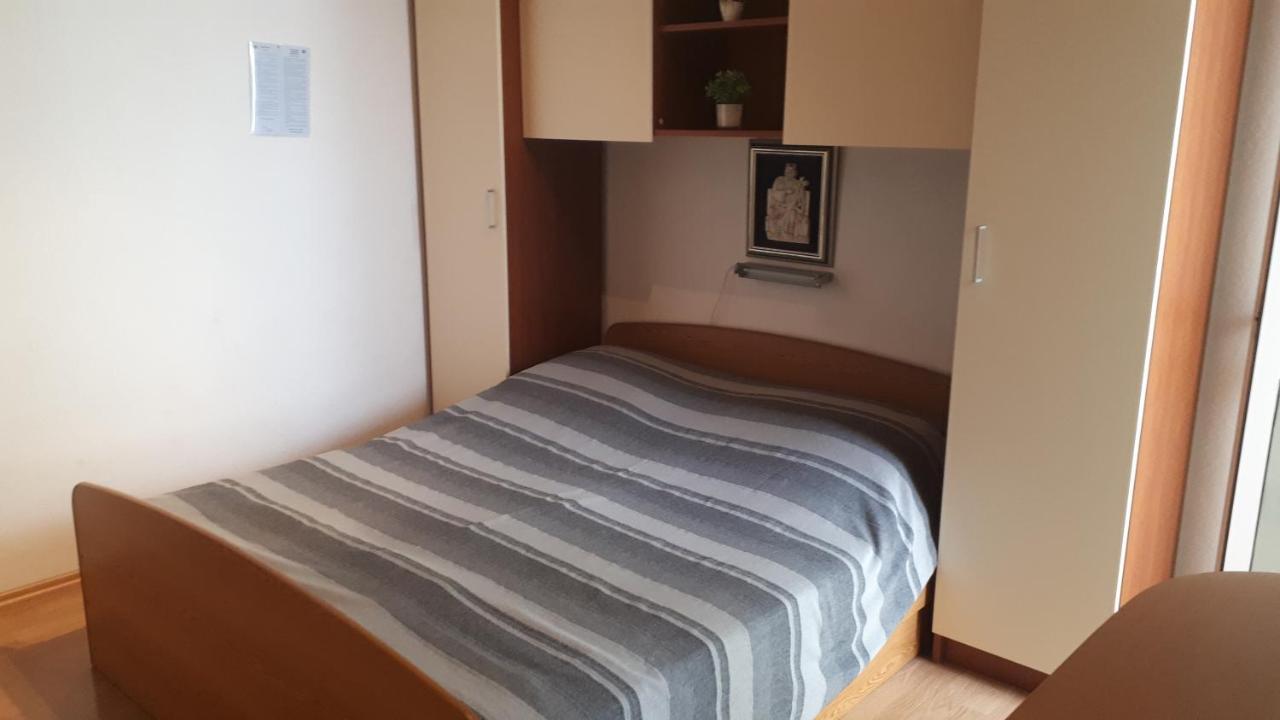 Apartmani Leko Mirjana Baška Voda المظهر الخارجي الصورة