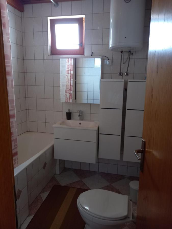 Apartmani Leko Mirjana Baška Voda المظهر الخارجي الصورة