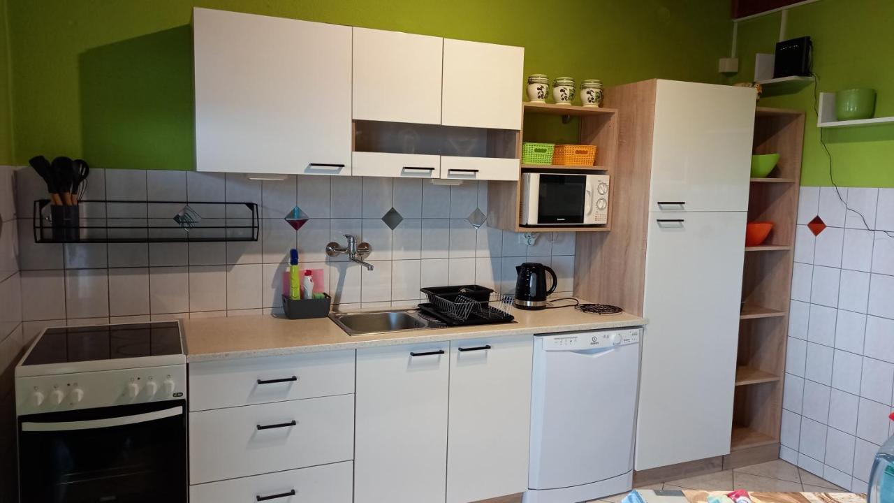 Apartmani Leko Mirjana Baška Voda المظهر الخارجي الصورة